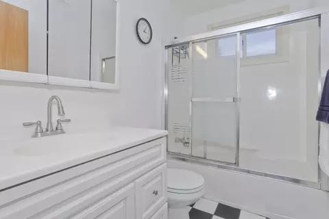 68 Hamilton St, Springfield, MA 01119 photo 19