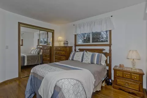 68 Hamilton St, Springfield, MA 01119 photo 16