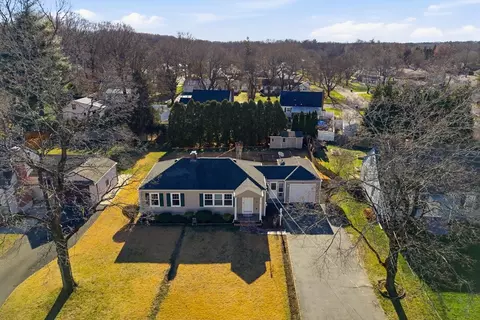43 Houston Rd, West Springfield, MA 01089 photo 3