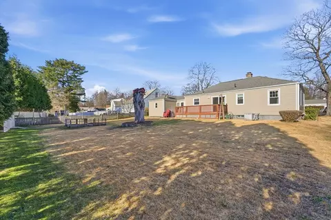43 Houston Rd, West Springfield, MA 01089 photo 4
