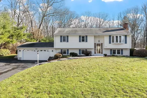 255 Mckeon Dr, North Attleboro, MA 02760