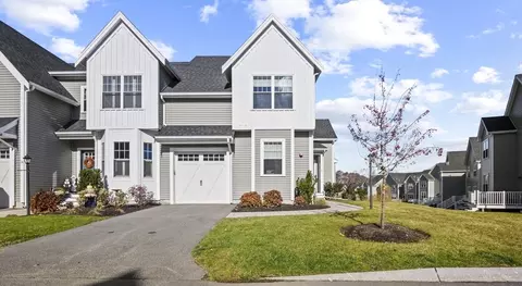 16 Winning Farm Rd #16, Woburn, MA 01801