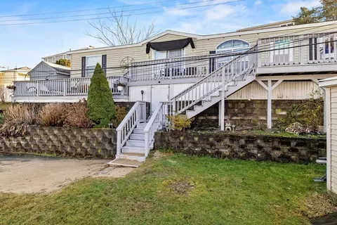45 Kins Ct, Onset, MA 02558