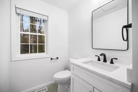 48 Walnut St, Douglas, MA 01516 photo 15