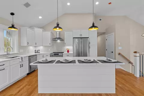 514 Park St, Stoughton, MA 02072