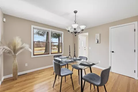 10 Woodcrest Rd, Springfield, MA 01129 photo 14