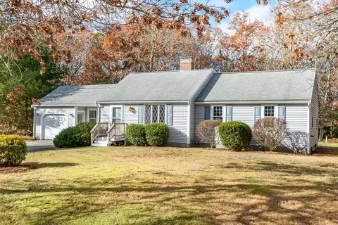 41 Portside Dr, Pocasset, MA 02559
