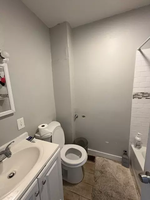 211 Elm, Everett, MA 02149 photo 27