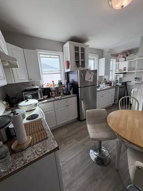 211 Elm, Everett, MA 02149 photo 14