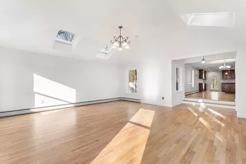 212 Mill St, Mansfield, MA 02048 photo 9