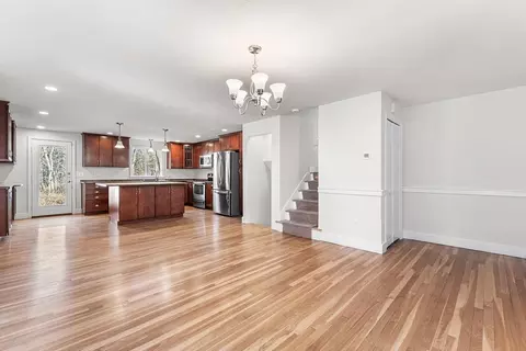 212 Mill St, Mansfield, MA 02048 photo 6