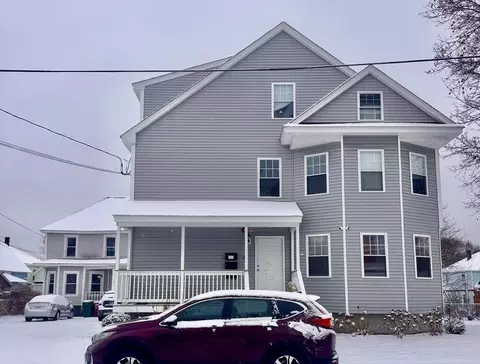 18-22 Burgess St, Lowell, MA 01851