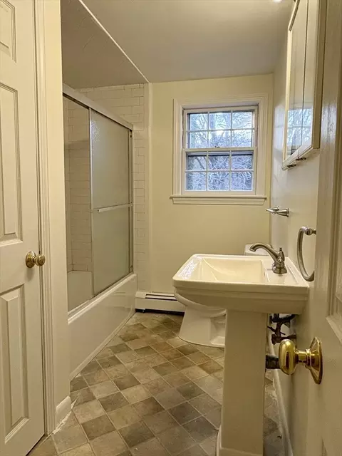 Bath - 55 Chickadee Ln, Centerville, MA 02632 photo 2 of 2