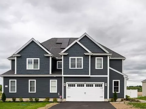 32 Metacomet Rd # 32, West Bridgewater, MA 02379