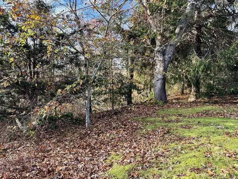 30 Pond St, Osterville, MA 02655 photo 17