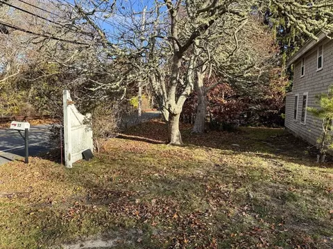 30 Pond St, Osterville, MA 02655 photo 7