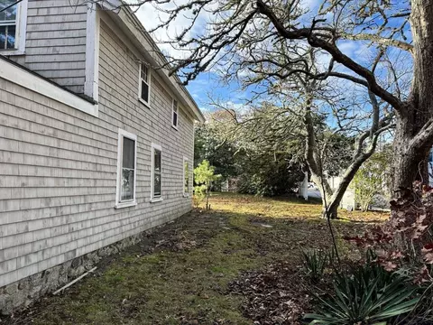 30 Pond St, Osterville, MA 02655 photo 8