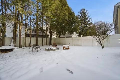 13 Bither St, Springfield, MA 01118 photo 28