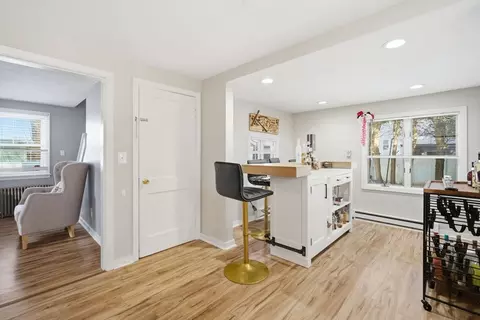 13 Bither St, Springfield, MA 01118 photo 11