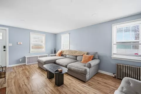 13 Bither St, Springfield, MA 01118 photo 6