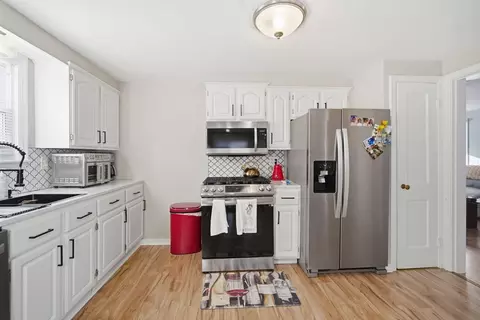 13 Bither St, Springfield, MA 01118 photo 10