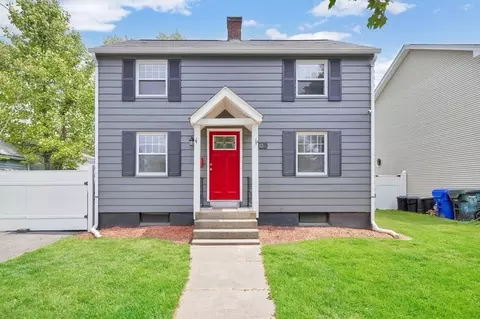 13 Bither St, Springfield, MA 01118