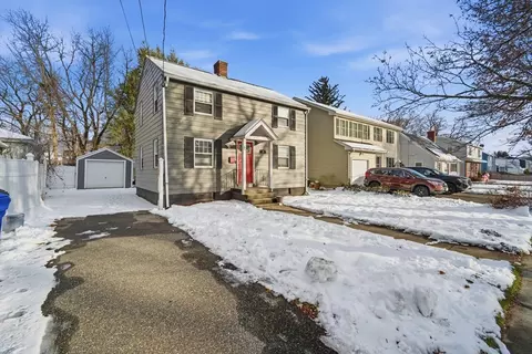 13 Bither St, Springfield, MA 01118 photo 3