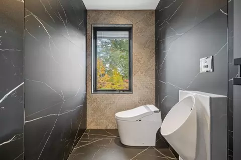 Bath - 883 Greendale Ave, Needham, MA 02492 photo 7 of 12