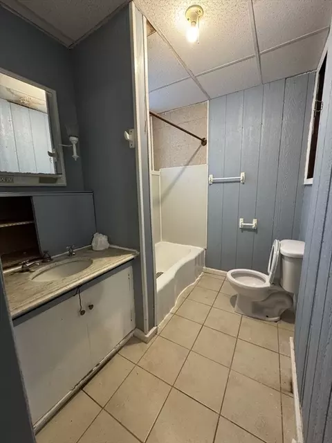 315-319 William St, Fall River, MA 02721 photo 13