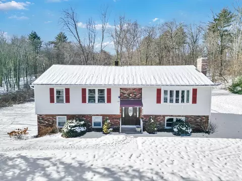 433 Ventura St, Ludlow, MA 01056
