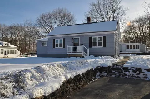 69 Jackson Ave, Fitchburg, MA 01420
