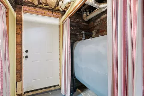 293 Pine St, Gardner, MA 01440 photo 39