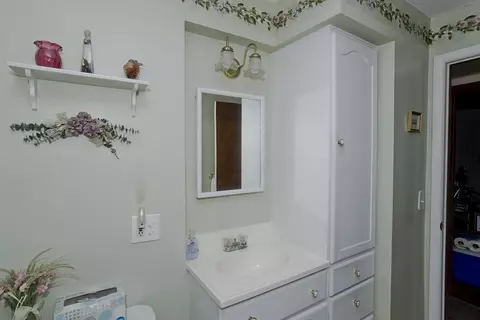 129 Cooper St, Springfield, MA 01108 photo 17