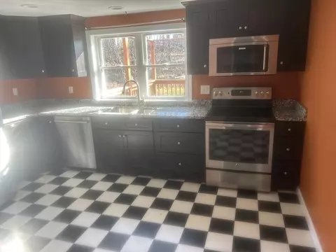 3 Julien Ave, Worcester, MA 01604 photo 3