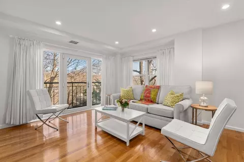 1 Watermill Pl #309, Arlington, MA 02476