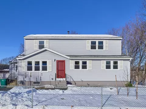 411 Daniels St, Fitchburg, MA 01420