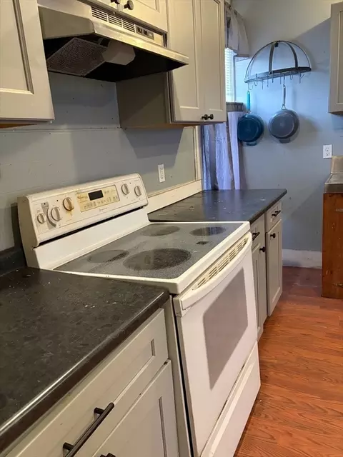 150 E Main St, Orange, MA 01364 photo 9