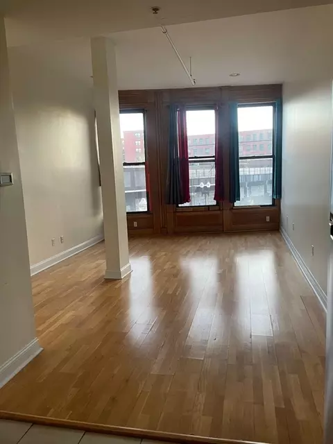 7 Central Sq #203, Lynn, MA 01901