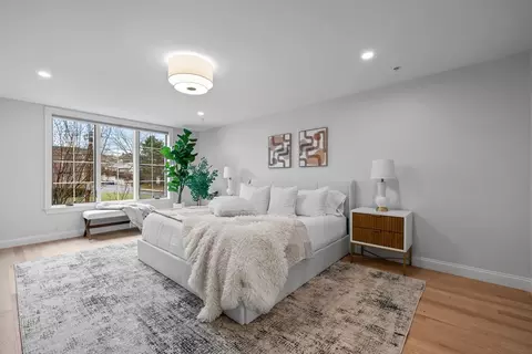 77 Waverley Ave #77A, Watertown, MA 02472
