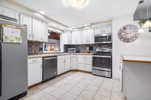 Kitchen - 13 Edith Rd, Framingham, MA 01701 photo 1 of 2