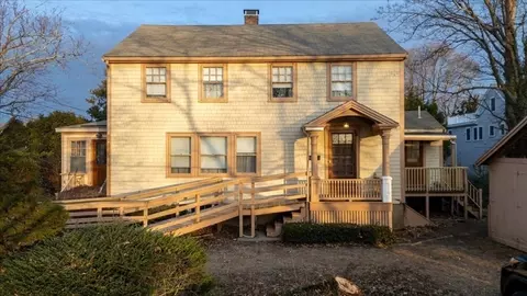 86 Hatherly Rd, Scituate, MA 02066
