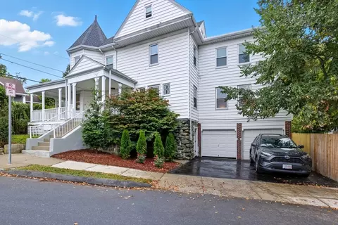 2 Bartlett Ave #1, Belmont, MA 02478