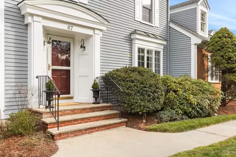 67 Fuller Pond Rd #67, Middleton, MA 01949