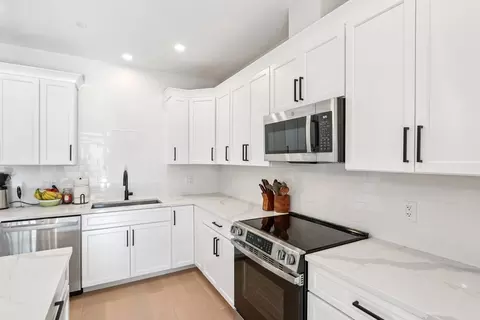 62 Foundry #204, Wakefield, MA 01880 photo 9