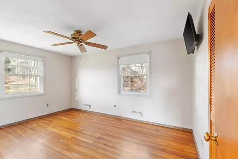 Bedroom - 10 Paulette Dr, Danvers, MA 01923 photo 5 of 5