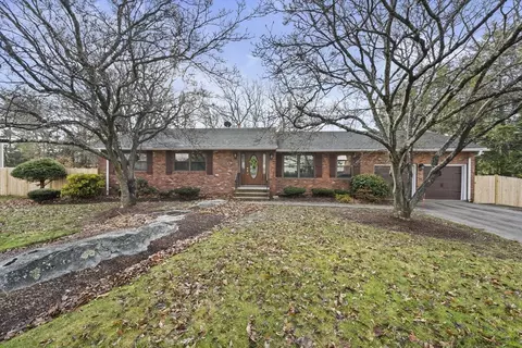 298 Lisle St, Braintree, MA 02184