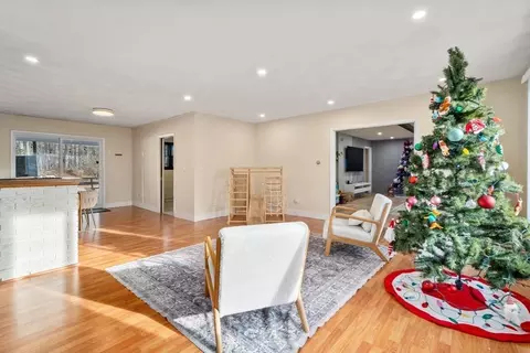 46 Ramshorn Rd, Dudley, MA 01571 photo 6