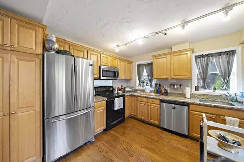 69-71 Pond St, Canton, MA 02021 photo 7