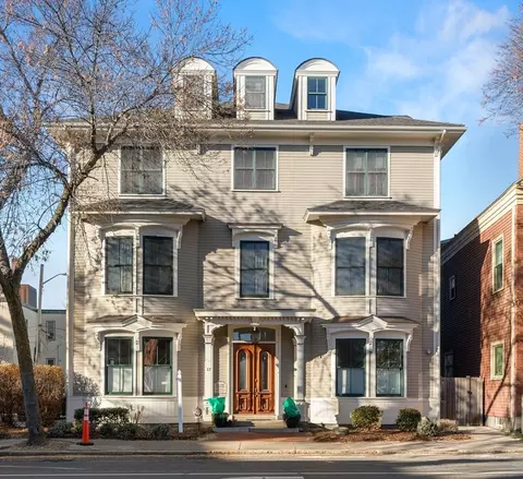17 North St #2, Salem, MA 01970