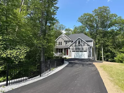 19 Sycamore Way, Medway, MA 02053
